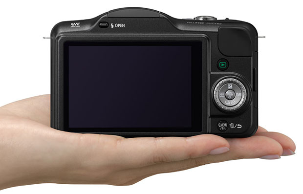 Panasonic Unveils the GF3: Small, Light, and Minimalistic gf321