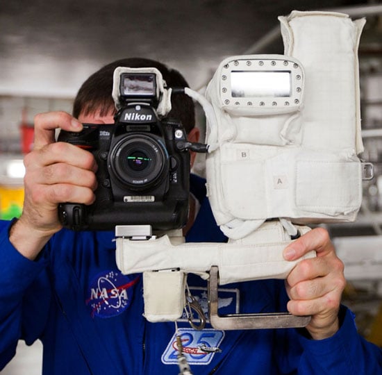 How NASA Modifies the Nikon D2Xs DSLR for Space nasacam