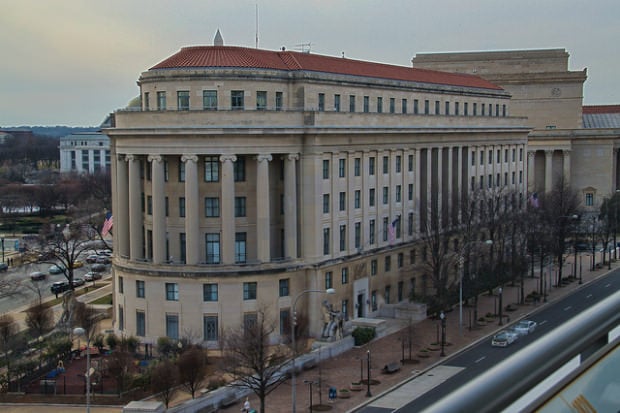 ftcbuilding_mini Possible FTC Probe May Delay Closure of Instagram/Facebook Deal by Up to a Year ftcbuilding mini