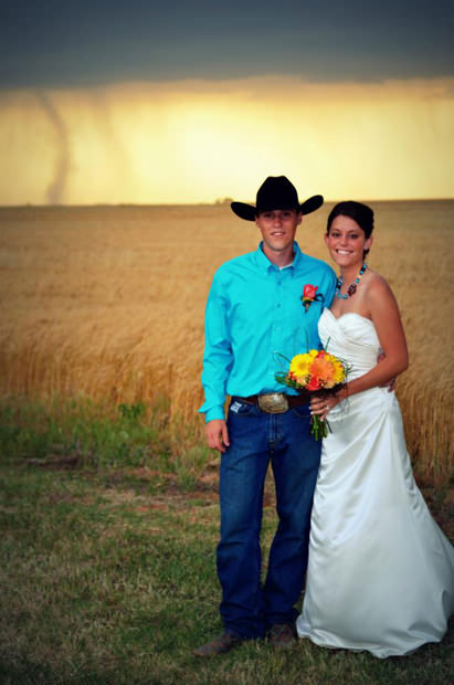 Unexpected Tornadoes Make for Some Unforgettable Wedding Photos tornado2 mini