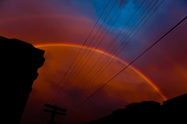 Beautiful Photos of a Double Rainbow All the Way Over San Francisco doublerainbow2 mini