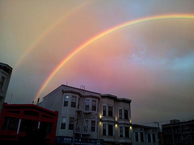 Beautiful Photos of a Double Rainbow All the Way Over San Francisco doublerainbow3 mini