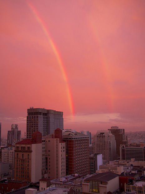 Beautiful Photos of a Double Rainbow All the Way Over San Francisco doublerainbow4 mini