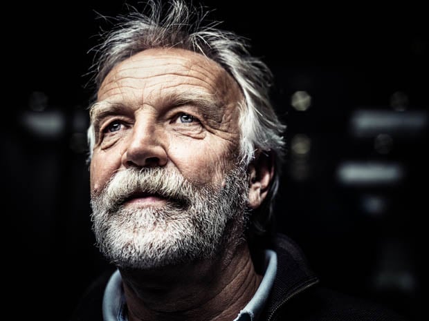 Shooting Studio Portraits of Strangers on the Street As If 