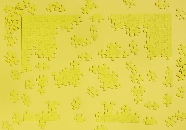Photographs of Childrens Games Turned Into Single Color Sculptures gameover 3