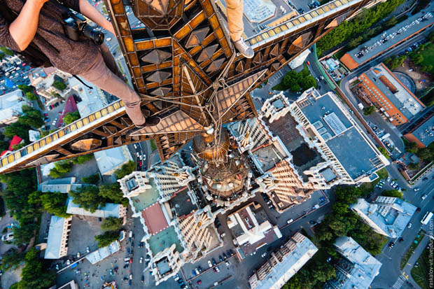 Vertigo Inducing Portraits by Skywalking Photographers in Russia skywalking 6