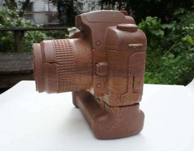 Nothing Says I Love You to Photo Geeks Like This Chocolate DSLR chocolatedslr 3