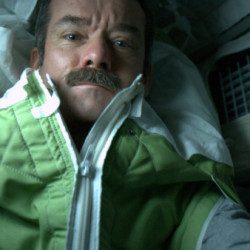Canadian Astronaut Tweets Daily Photos From the International Space Station