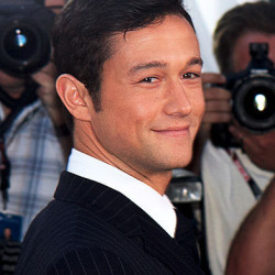 Joseph Gordon-Levitt Turns the Lens on Paparazzi Photographers