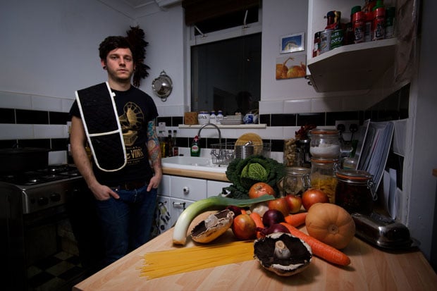 Charlie Thompson: Food glorious food, is the best way to describe Charlie. Running a popular food blog with his own recipes he definitely has a knack for creating outstanding dishes, as i’ve learnt first hand.